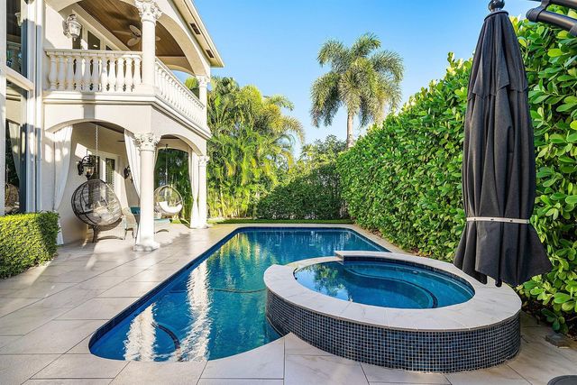 712 NE 71st Street, Boca Raton, FL 33487