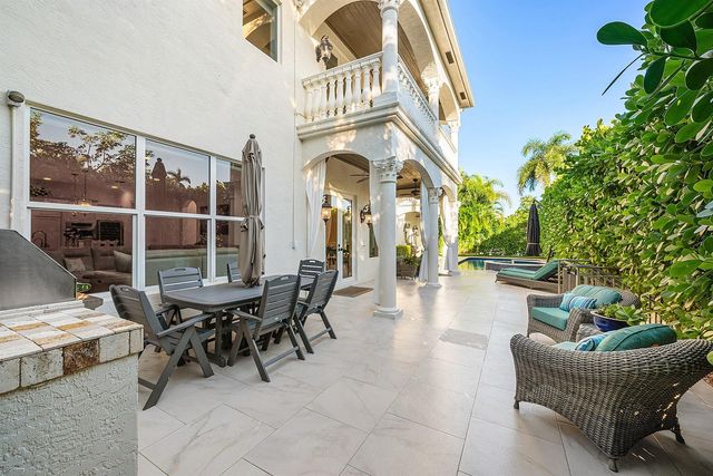 712 NE 71st Street, Boca Raton, FL 33487