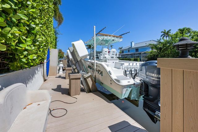 712 NE 71st Street, Boca Raton, FL 33487
