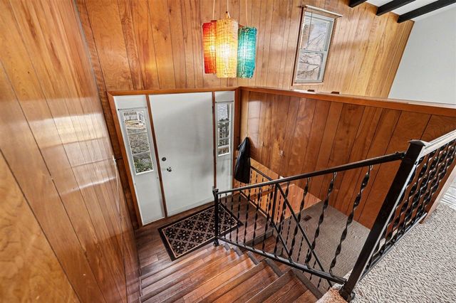 1017 E Hess Lake Drive, Grant, MI 49327