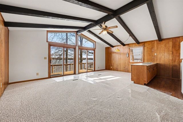 1017 E Hess Lake Drive, Grant, MI 49327