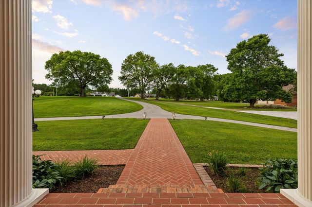 7526 Twisting Creek Lane, Ooltewah, TN 37363