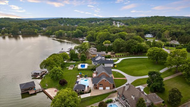 7526 Twisting Creek Lane, Ooltewah, TN 37363