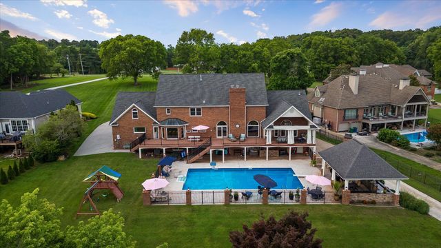 7526 Twisting Creek Lane, Ooltewah, TN 37363