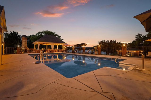 7526 Twisting Creek Lane, Ooltewah, TN 37363