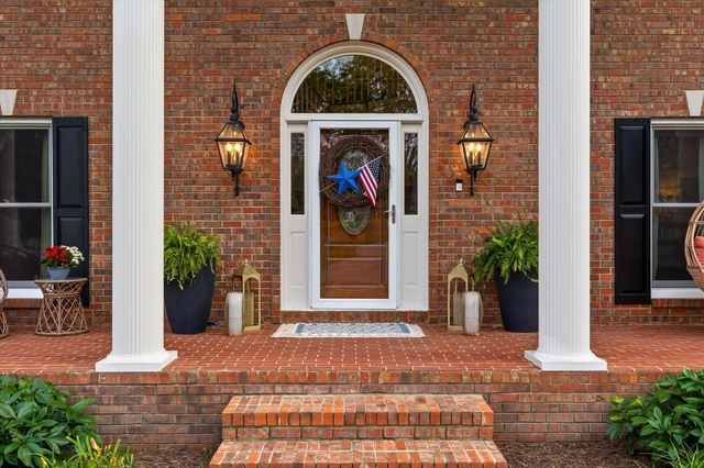7526 Twisting Creek Lane, Ooltewah, TN 37363
