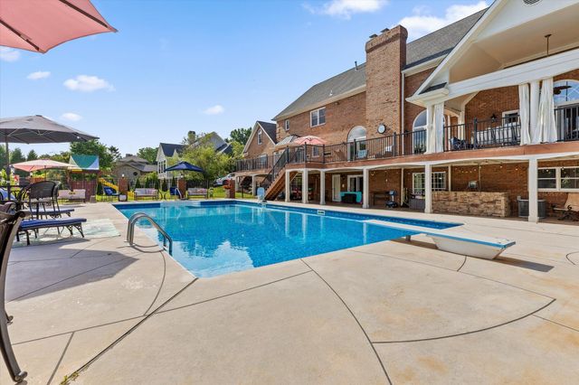 7526 Twisting Creek Lane, Ooltewah, TN 37363