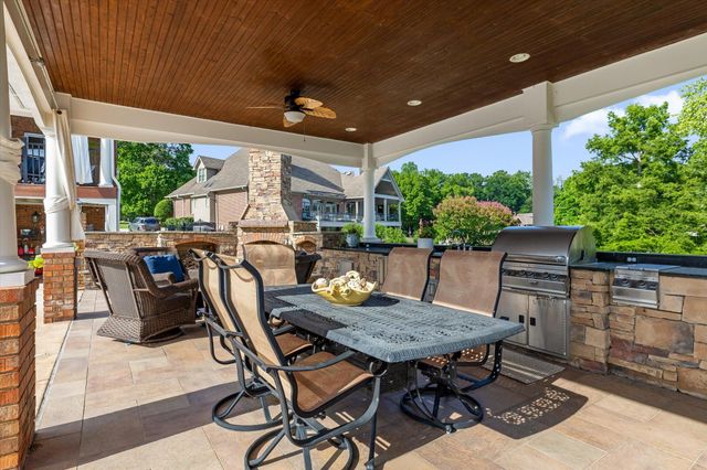 7526 Twisting Creek Lane, Ooltewah, TN 37363