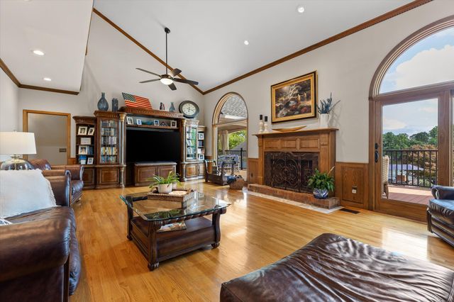 7526 Twisting Creek Lane, Ooltewah, TN 37363