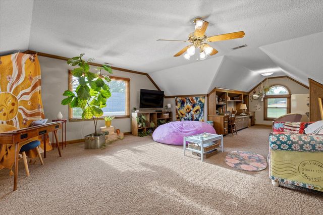 7526 Twisting Creek Lane, Ooltewah, TN 37363