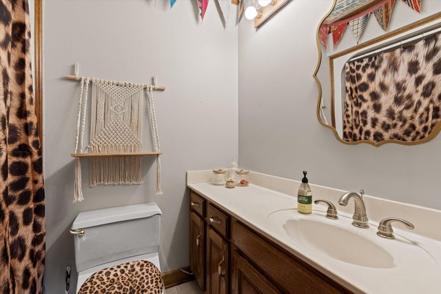 7526 Twisting Creek Lane, Ooltewah, TN 37363
