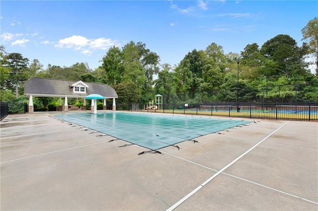 257 Collingsworth Trace, Lawrenceville, GA 30043