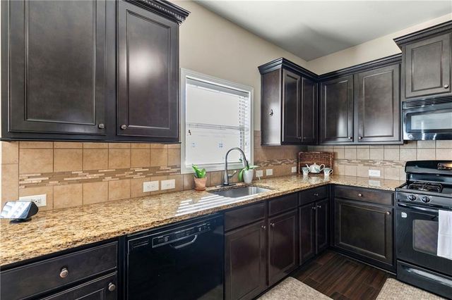 257 Collingsworth Trace, Lawrenceville, GA 30043