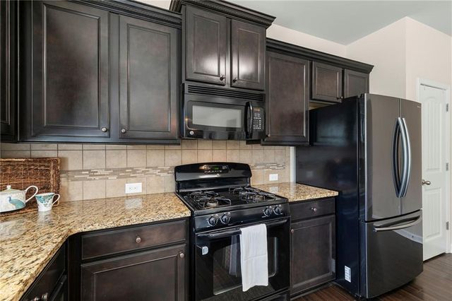 257 Collingsworth Trace, Lawrenceville, GA 30043