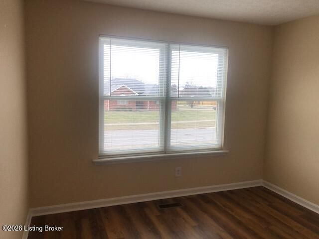 268 Spencer Ln, Mt Washington, KY 40047