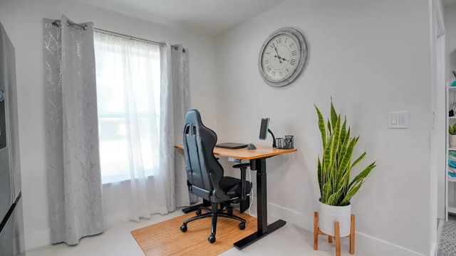 155 Deerfield Drive N, Jupiter, FL 33458