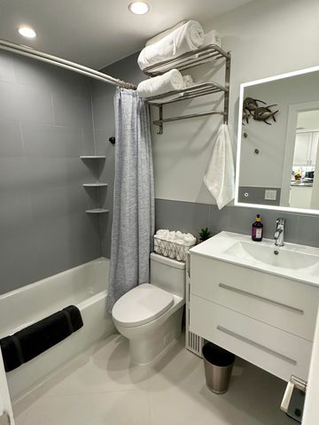 155 Deerfield Drive N, Jupiter, FL 33458