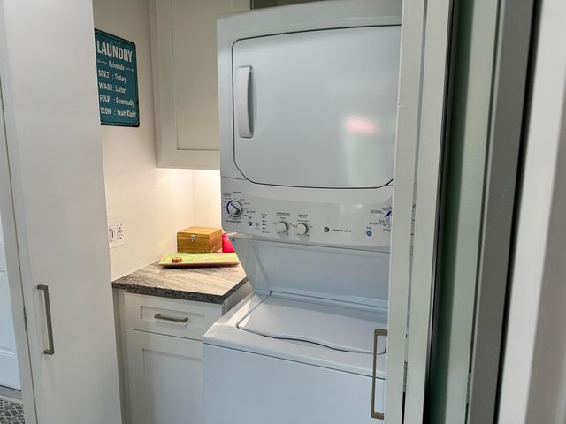 155 Deerfield Drive N, Jupiter, FL 33458