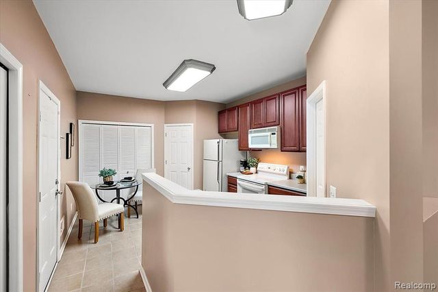 26709 Ashton Drive, Woodhaven, MI 48183