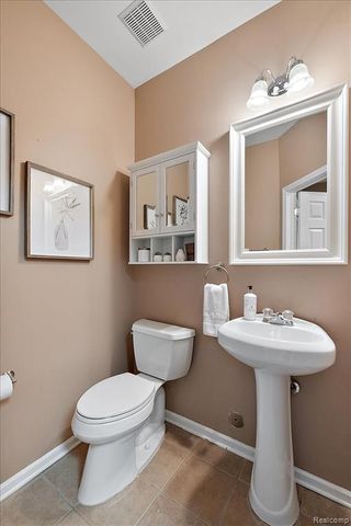 26709 Ashton Drive, Woodhaven, MI 48183