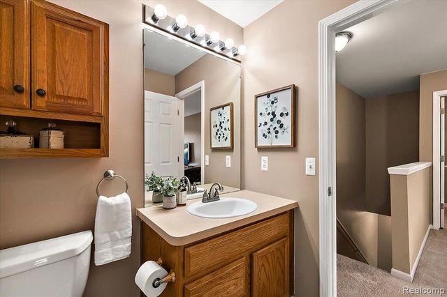 26709 Ashton Drive, Woodhaven, MI 48183