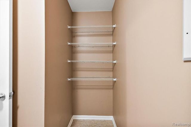 26709 Ashton Drive, Woodhaven, MI 48183