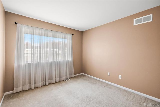 26709 Ashton Drive, Woodhaven, MI 48183