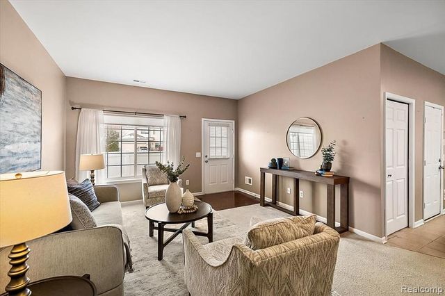 26709 Ashton Drive, Woodhaven, MI 48183