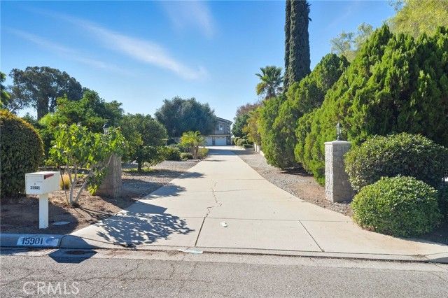 15901 Viewpoint Road, Riverside, CA 92504