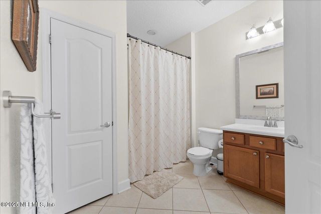 4480 DEERWOOD LAKE Parkway 131, Jacksonville, FL 32216