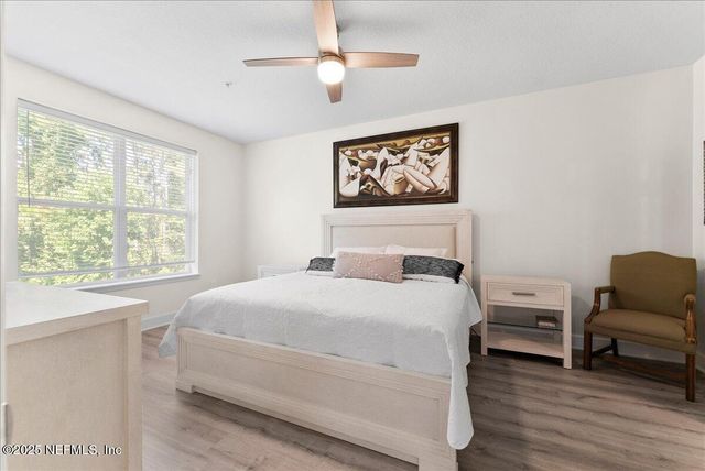 4480 DEERWOOD LAKE Parkway 131, Jacksonville, FL 32216