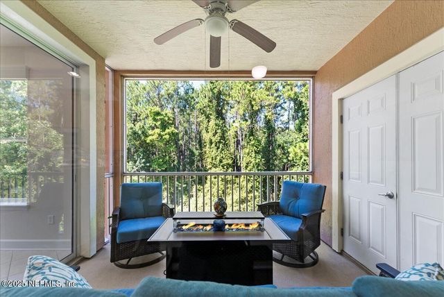 4480 DEERWOOD LAKE Parkway 131, Jacksonville, FL 32216