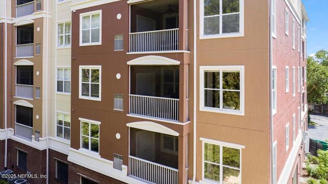 4480 DEERWOOD LAKE Parkway 131, Jacksonville, FL 32216