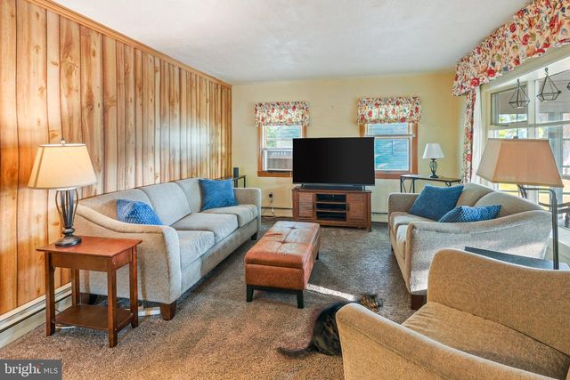 1702 UPPER KING RD, Woodside, DE 19980