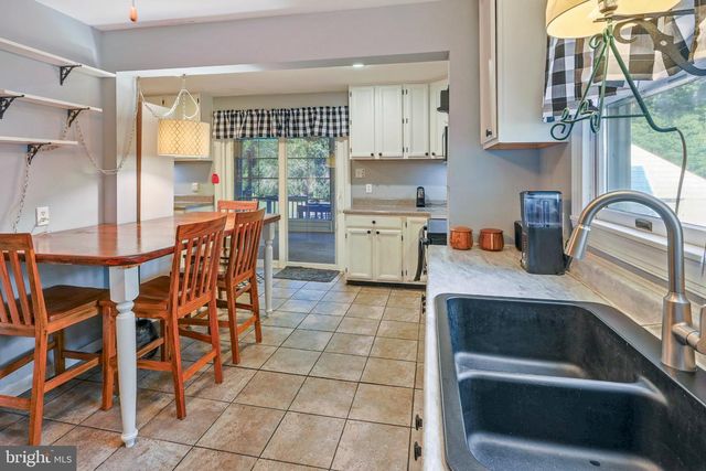 1702 UPPER KING RD, Woodside, DE 19980