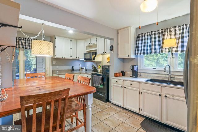 1702 UPPER KING RD, Woodside, DE 19980