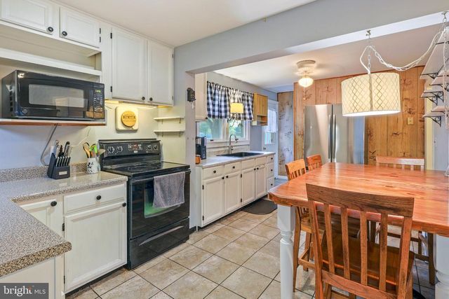 1702 UPPER KING RD, Woodside, DE 19980