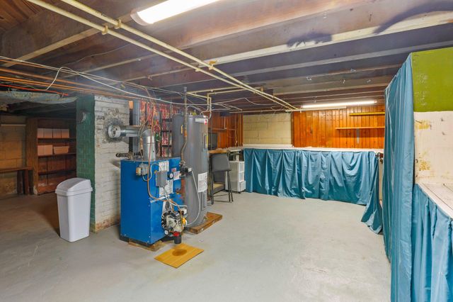 1702 UPPER KING RD, Woodside, DE 19980