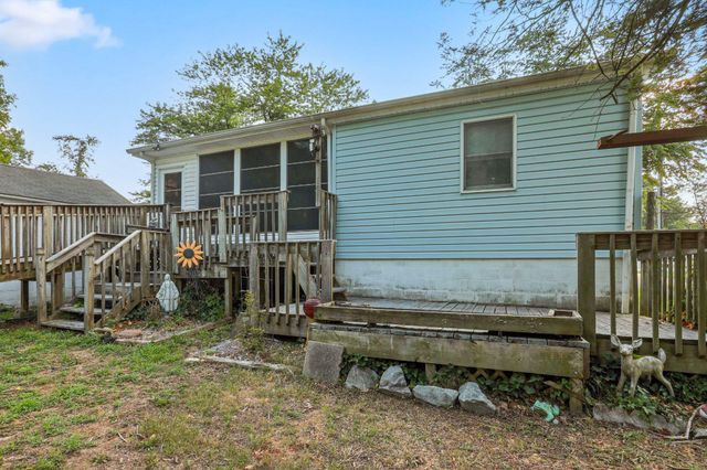 1702 UPPER KING RD, Woodside, DE 19980