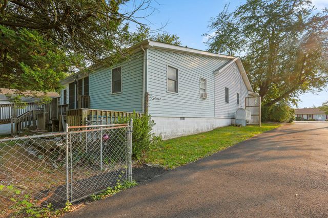 1702 UPPER KING RD, Woodside, DE 19980