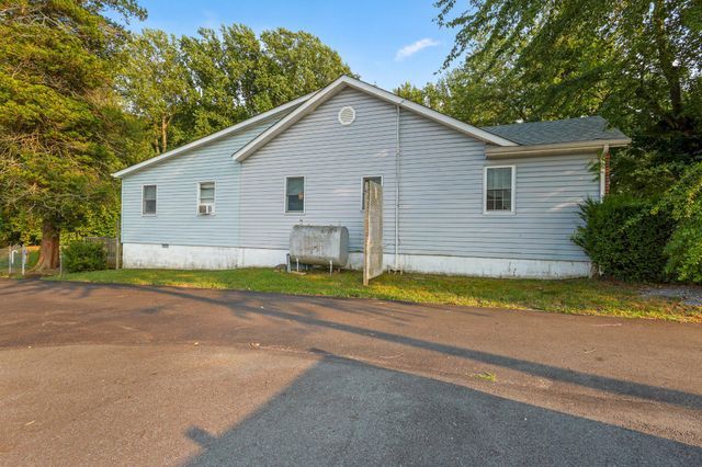 1702 UPPER KING RD, Woodside, DE 19980