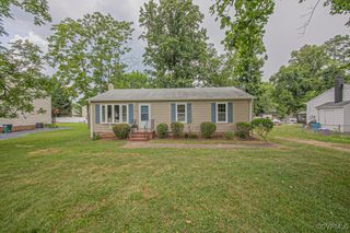 1300 Hyner Cir, Sandston, VA 23231