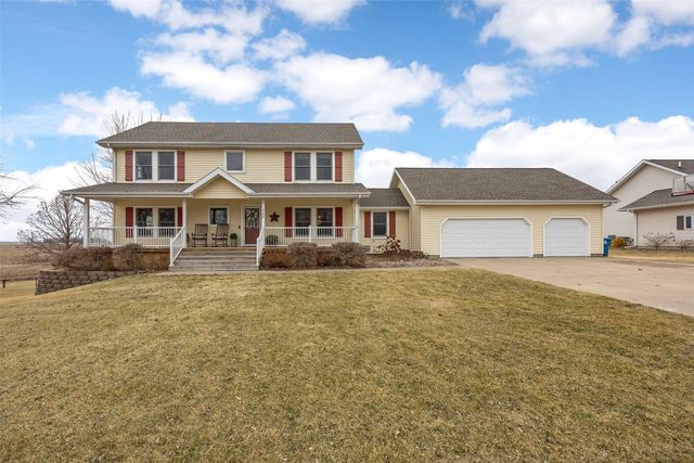 333 Hillview Drive SE, Mt Vernon, IA 52314