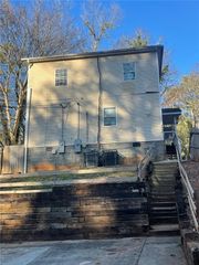 2005 Lois NW Place, Atlanta, GA 30318