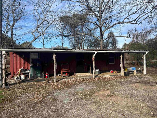 1355 Cudd Drive, Chesnee, SC 29323