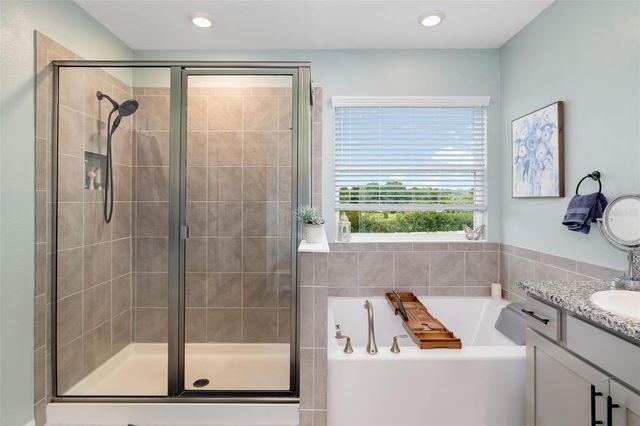 15905 5TH AVENUE E, Bradenton, FL 34212