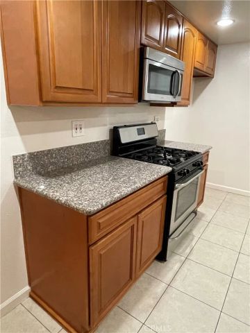 6141 Marbrisa, Huntington Park, CA 90255