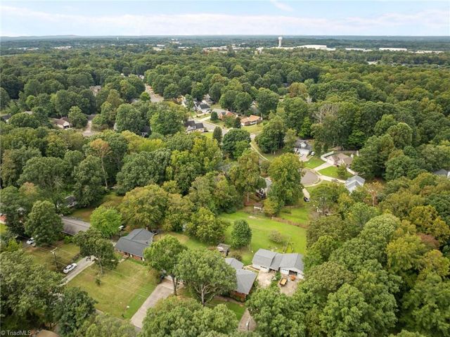228 Holly Ridge Lane, Mebane, NC 27302