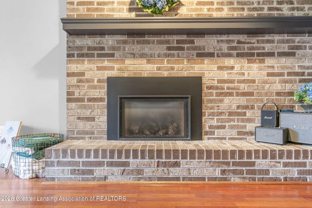 5784 N Green Road, Haslett, MI 48840