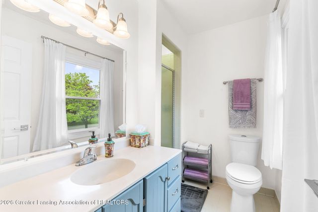 5784 N Green Road, Haslett, MI 48840